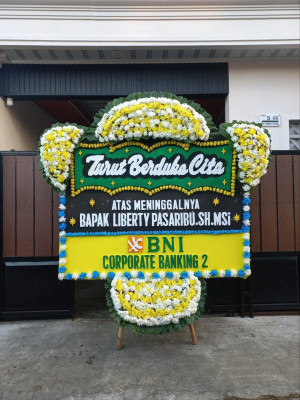 Papan Bunga Duka di Cipondoh